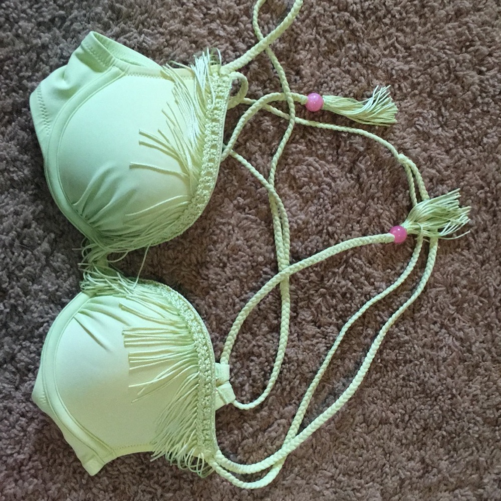 Adorable Victoria Secret bathing suit top!!!